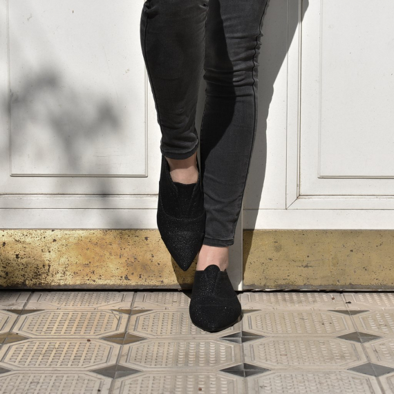 Pointed toe oxfords, Julie black