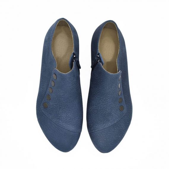 Grace leather flats in dusty blue