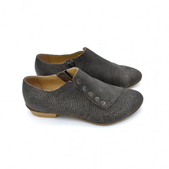 Grace shoes in brown textured leather