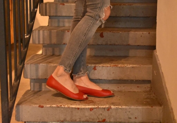 Mia peep toe flats in red