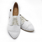 White textured oxford shoes, Polly jean